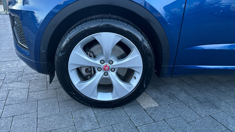 Jaguar E-Pace 2.0 D200 R-Dynamic SE 5dr Auto Diesel Estate